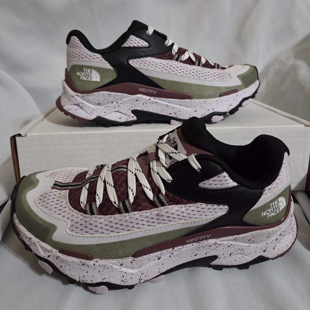The North Face Women's Vectiv Taraval Multicolor Hiking/Trail Shoes